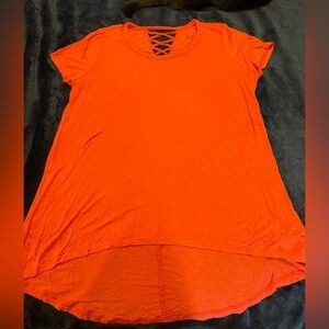 LIVI reddish orange T-shirt (Bin B)
